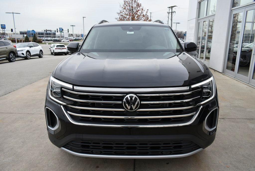 new 2025 Volkswagen Atlas car, priced at $44,266