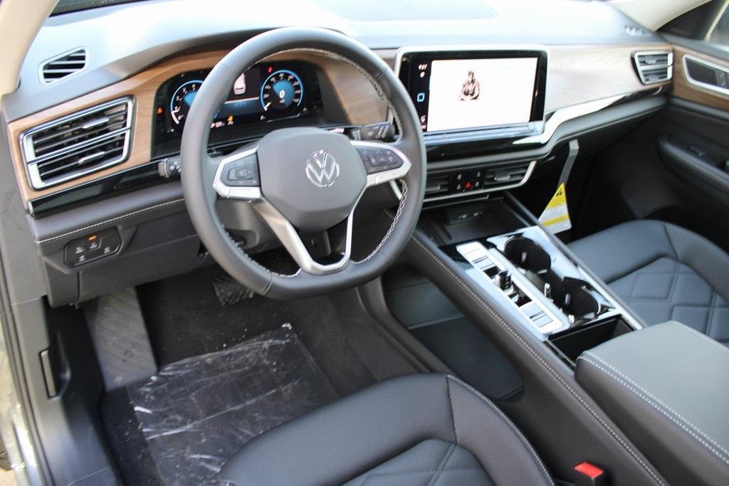 new 2025 Volkswagen Atlas car, priced at $44,266