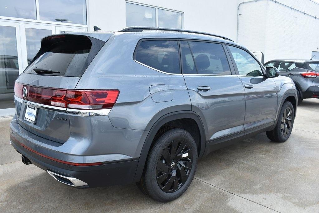 new 2024 Volkswagen Atlas car, priced at $42,388