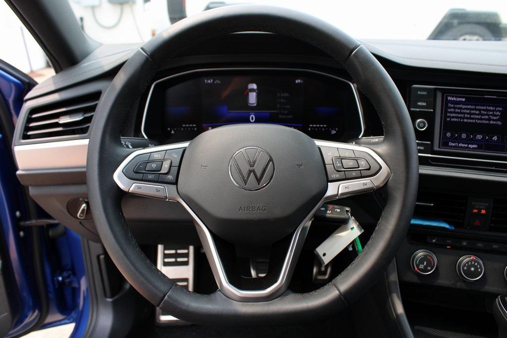 used 2024 Volkswagen Jetta car, priced at $22,900