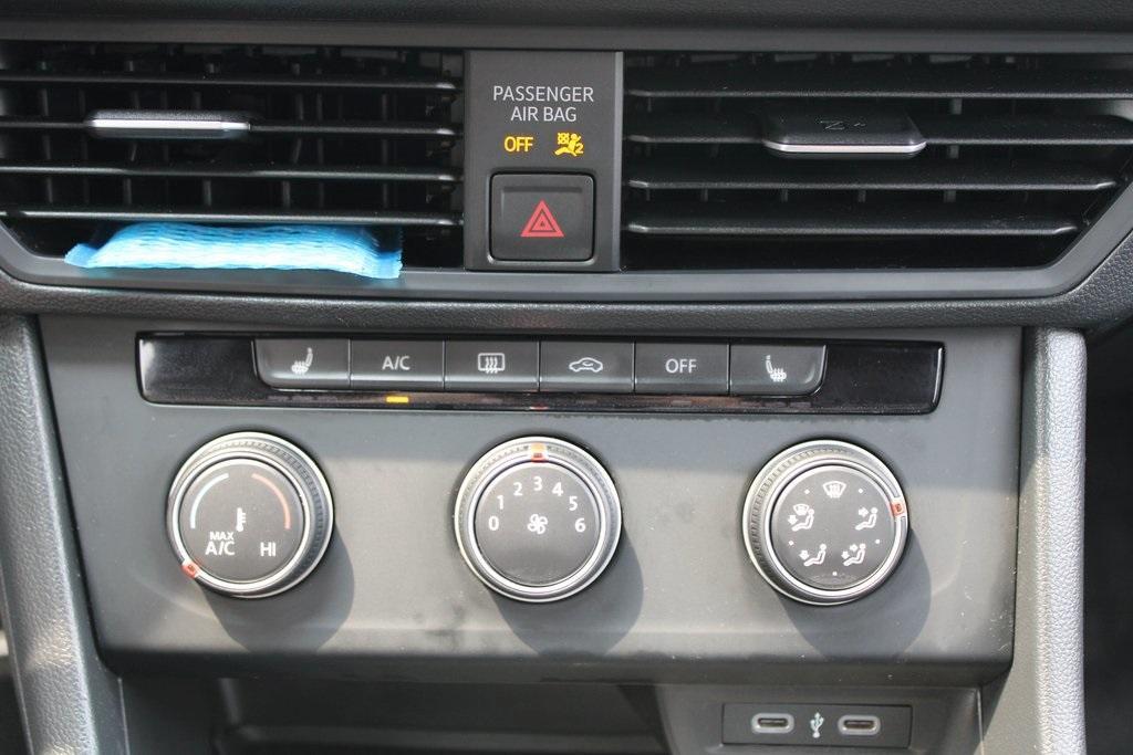 used 2024 Volkswagen Jetta car, priced at $22,900