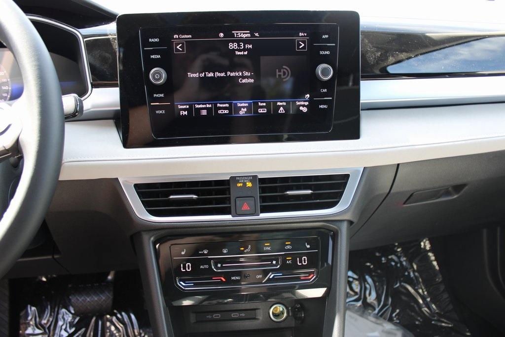 new 2025 Volkswagen Taos car, priced at $32,174
