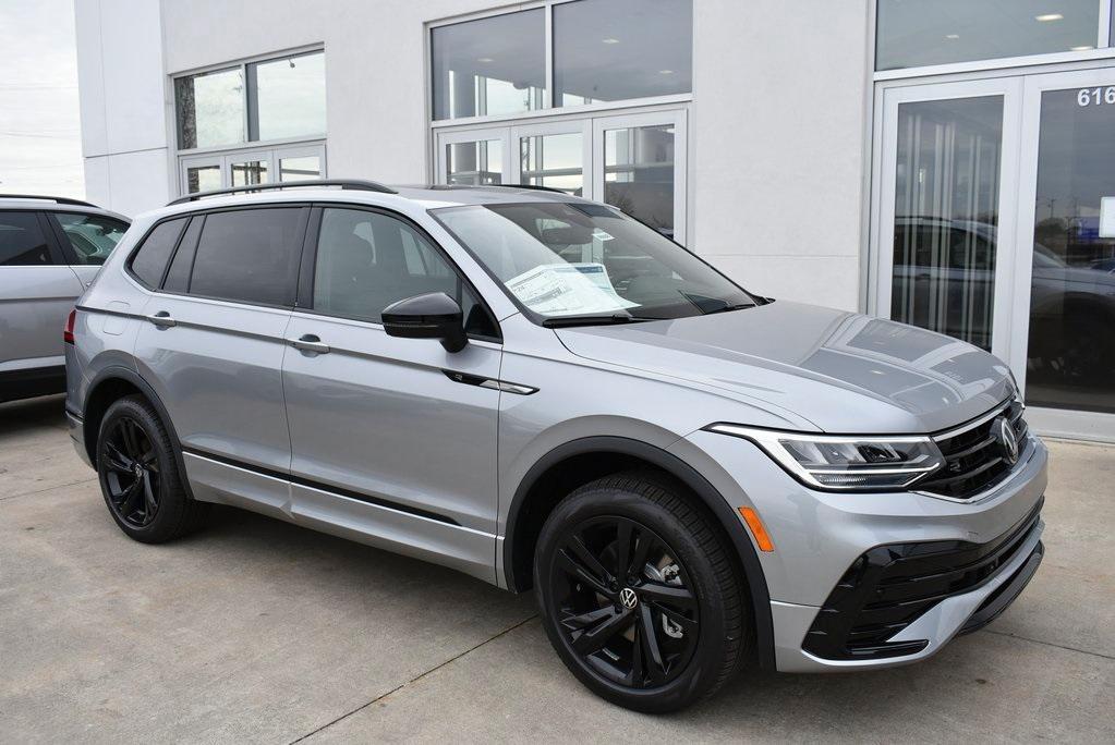 new 2024 Volkswagen Tiguan car, priced at $32,979