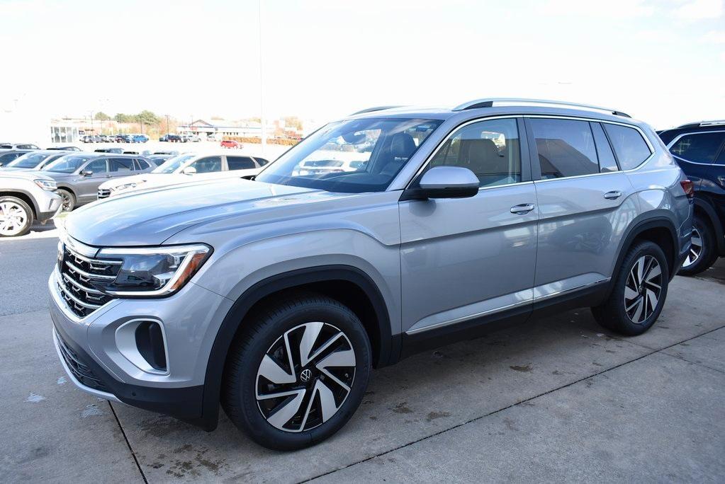 new 2025 Volkswagen Atlas car, priced at $48,604