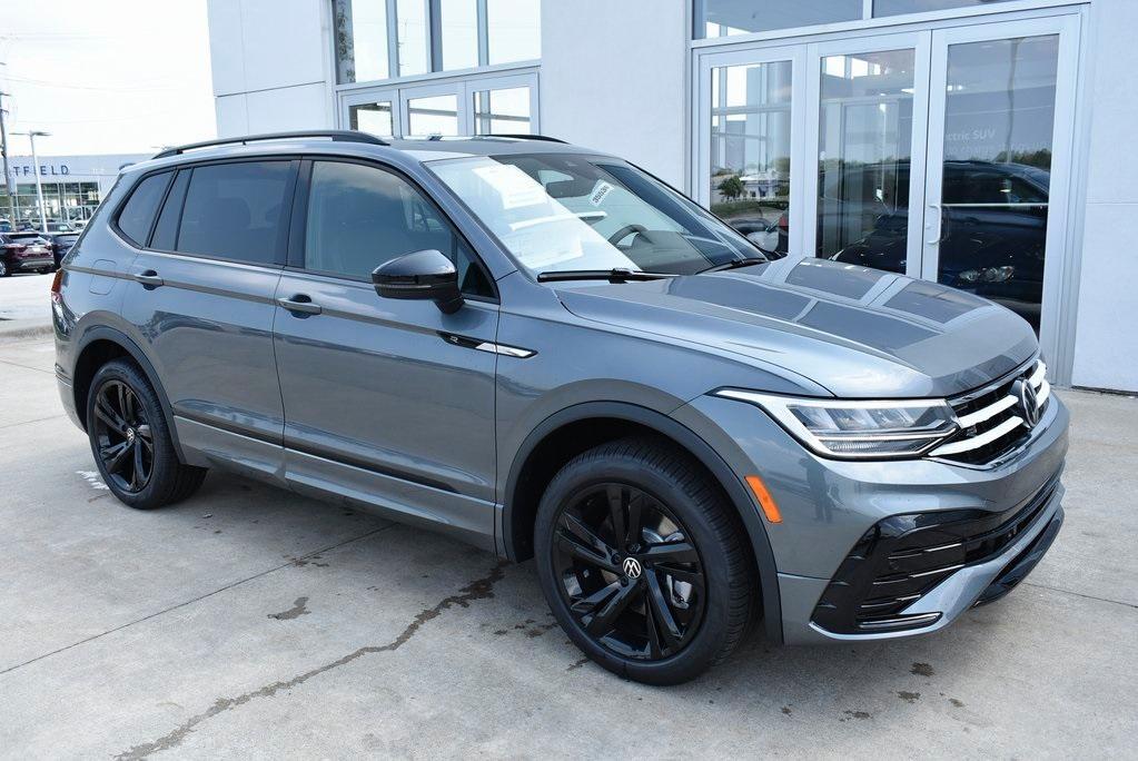 new 2024 Volkswagen Tiguan car, priced at $34,940