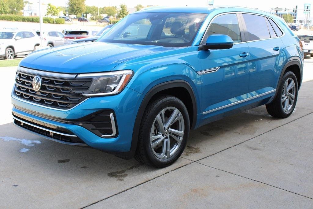 used 2024 Volkswagen Atlas Cross Sport car, priced at $37,066