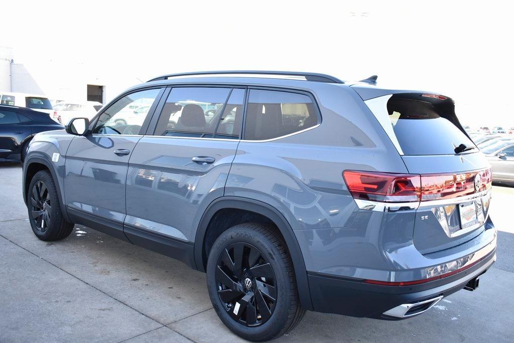 new 2025 Volkswagen Atlas car, priced at $44,180