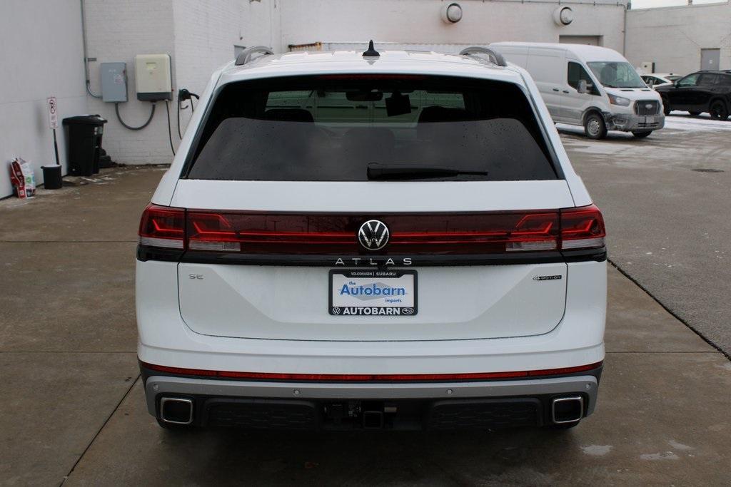 new 2025 Volkswagen Atlas car, priced at $45,109