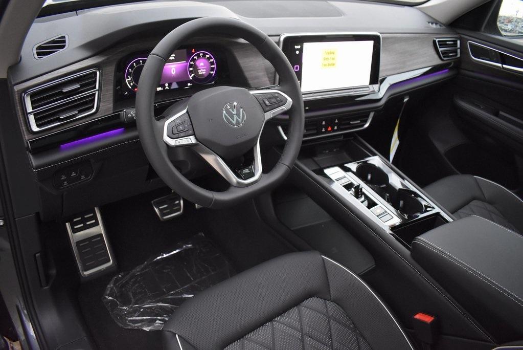 new 2024 Volkswagen Atlas car, priced at $49,742