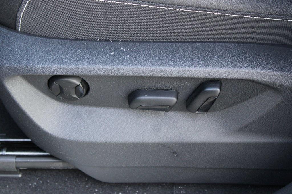 new 2026 Volkswagen Atlas car, priced at $45,154