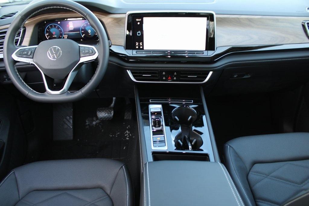 new 2026 Volkswagen Atlas car, priced at $45,154