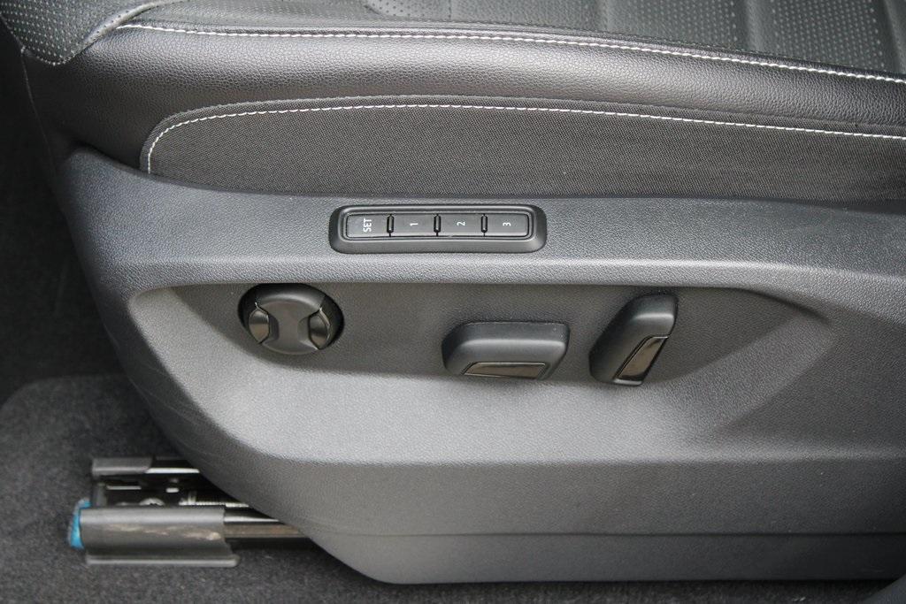 used 2025 Volkswagen Atlas Cross Sport car, priced at $45,707