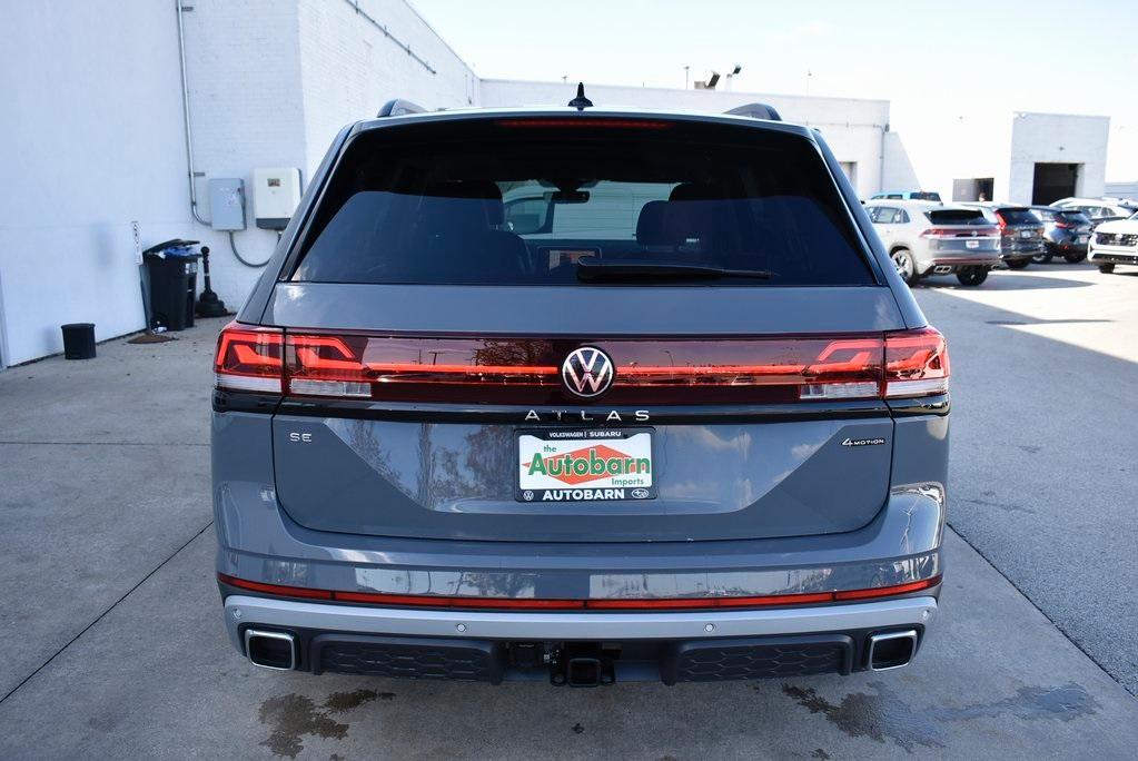 new 2025 Volkswagen Atlas car, priced at $46,144