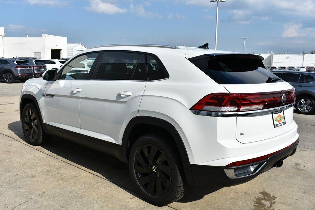 new 2024 Volkswagen Atlas Cross Sport car, priced at $39,077