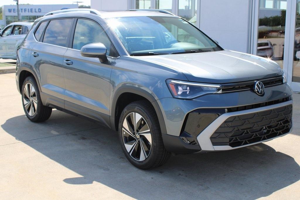 new 2025 Volkswagen Taos car, priced at $32,158