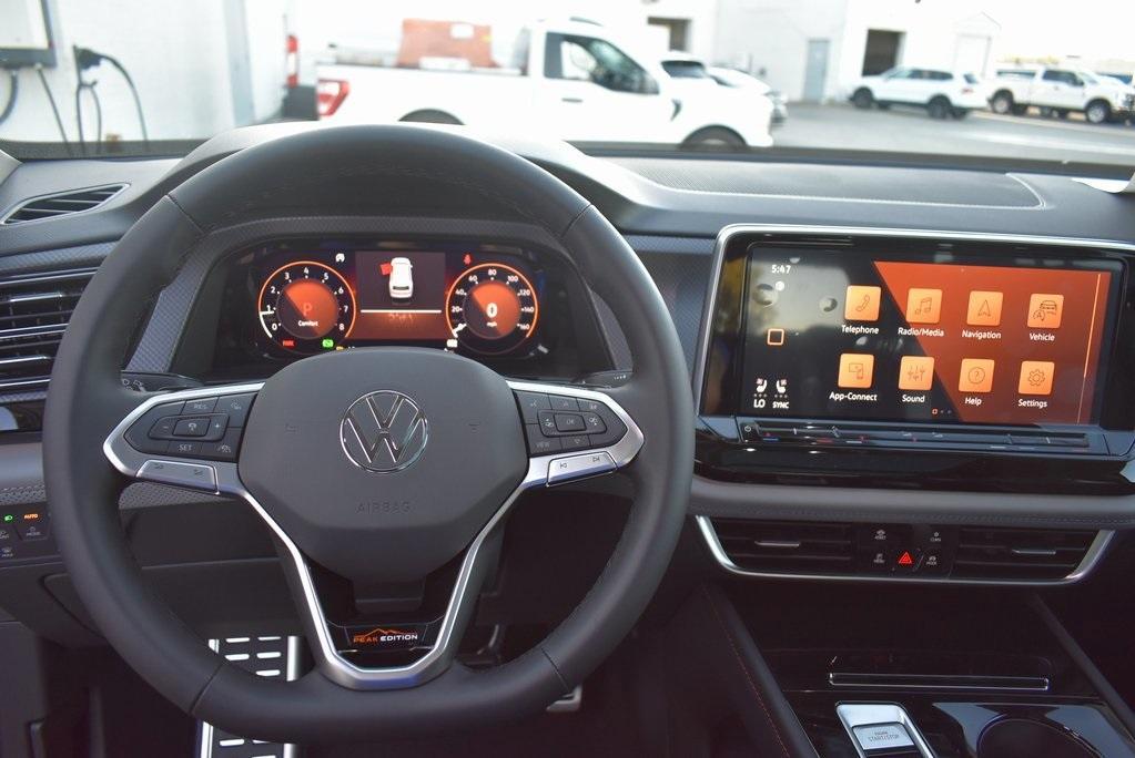 new 2024 Volkswagen Atlas car, priced at $45,446