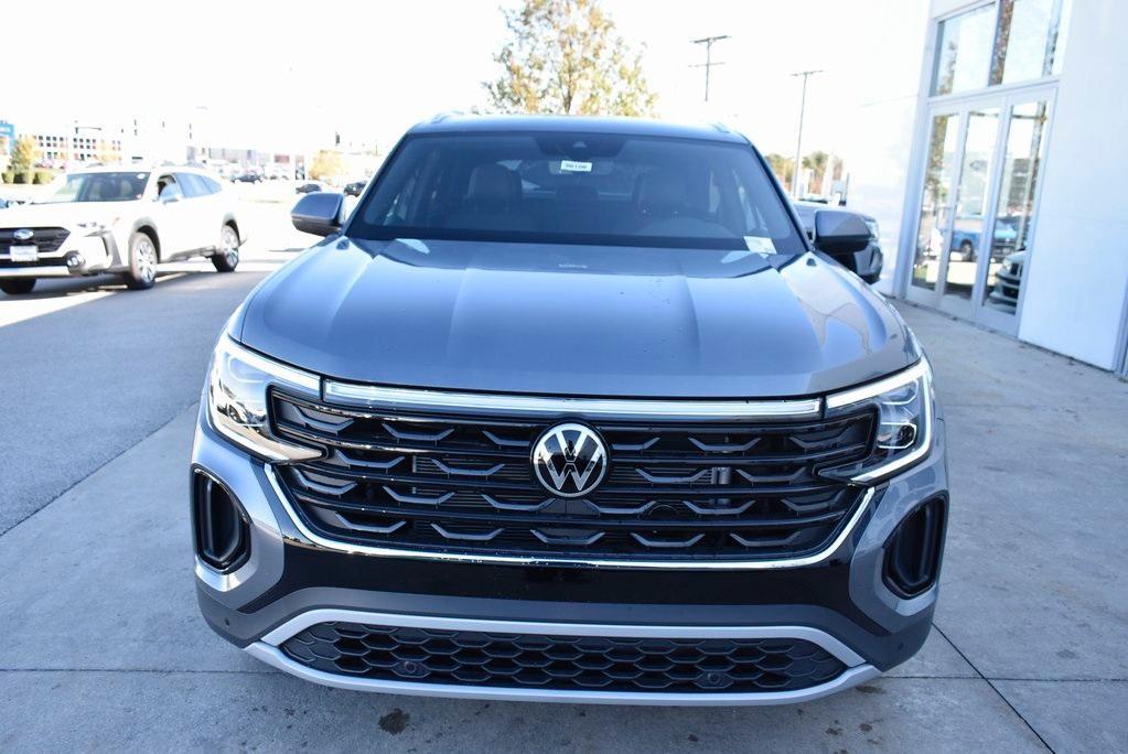 new 2024 Volkswagen Atlas Cross Sport car, priced at $40,054