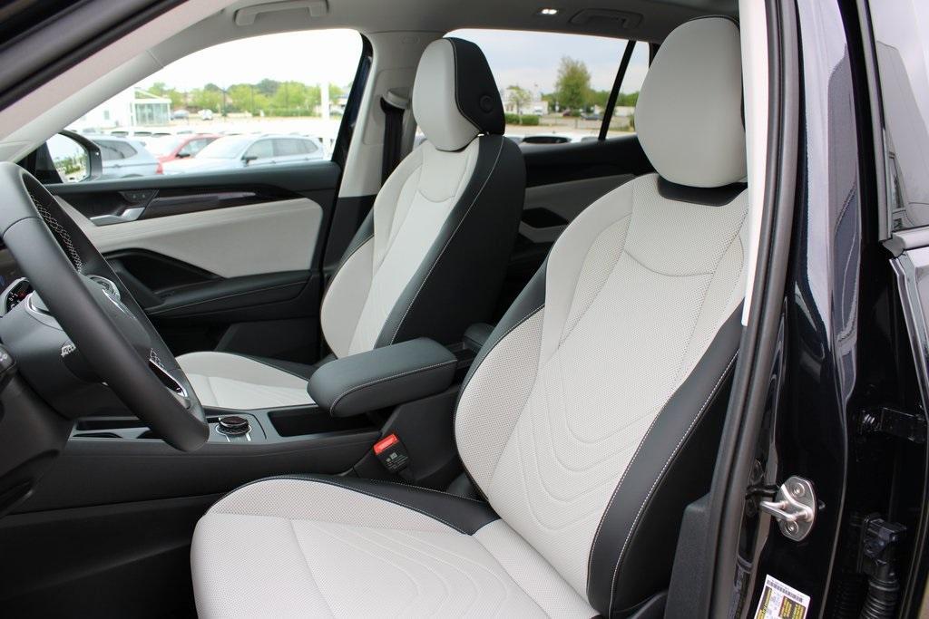 new 2025 Volkswagen Tiguan car, priced at $37,121
