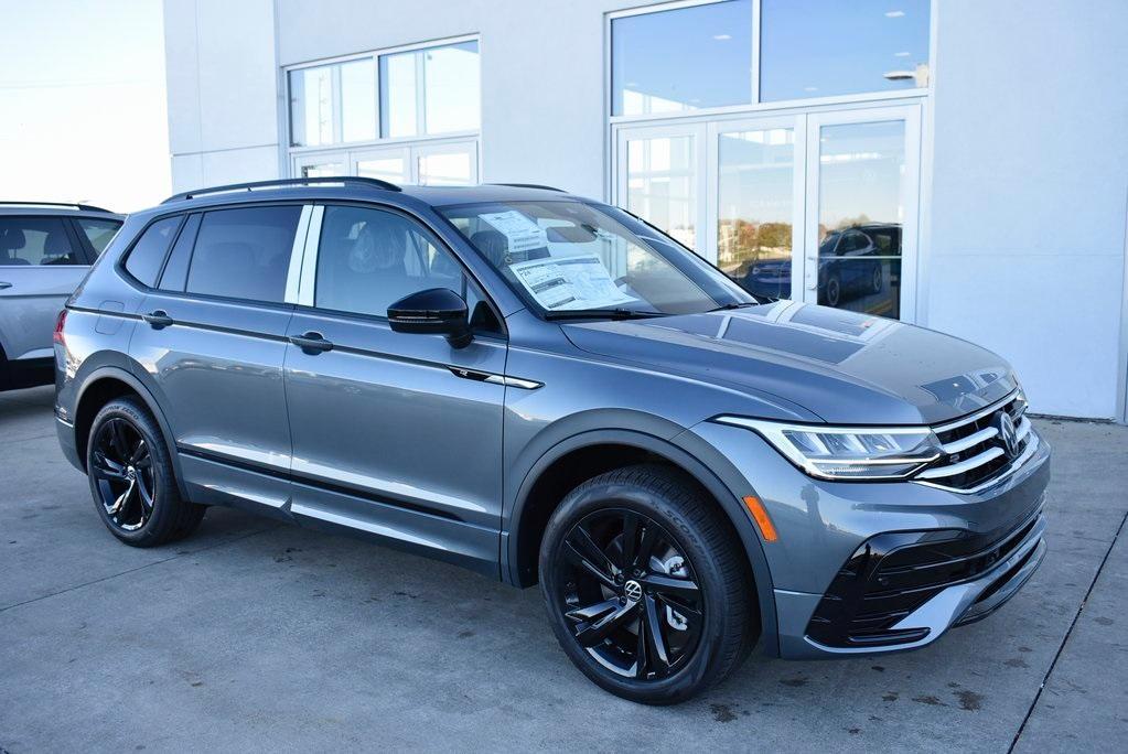 new 2024 Volkswagen Tiguan car, priced at $32,979