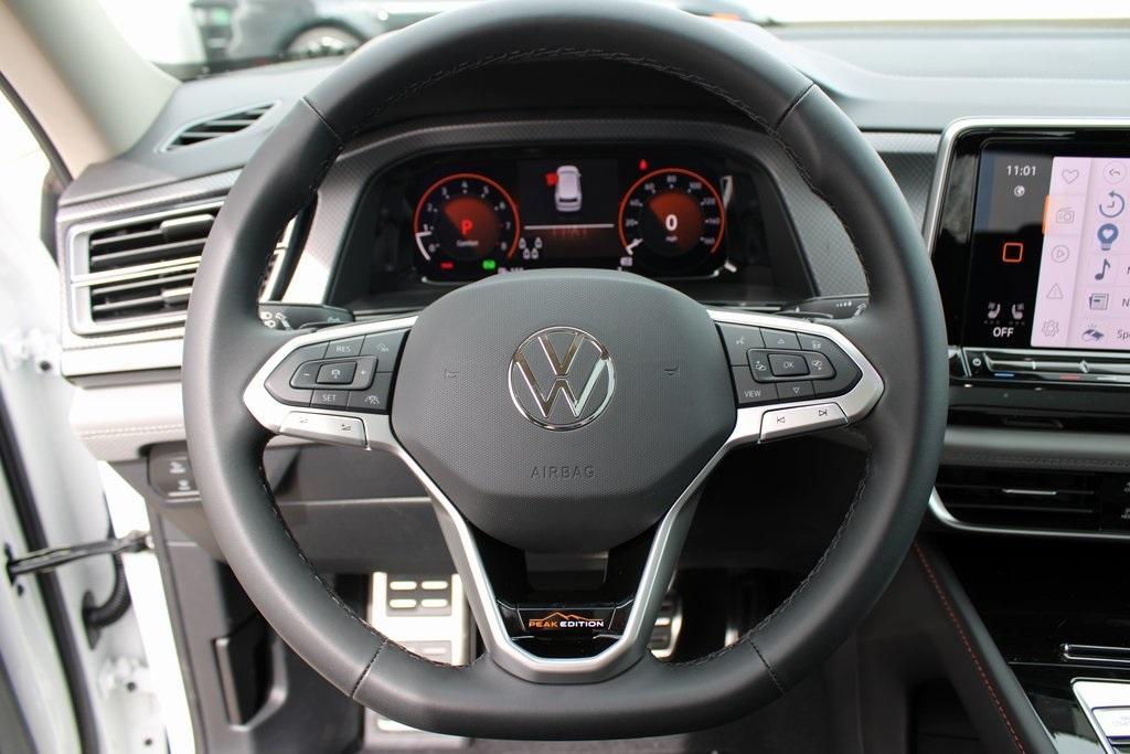 new 2025 Volkswagen Atlas car, priced at $45,707