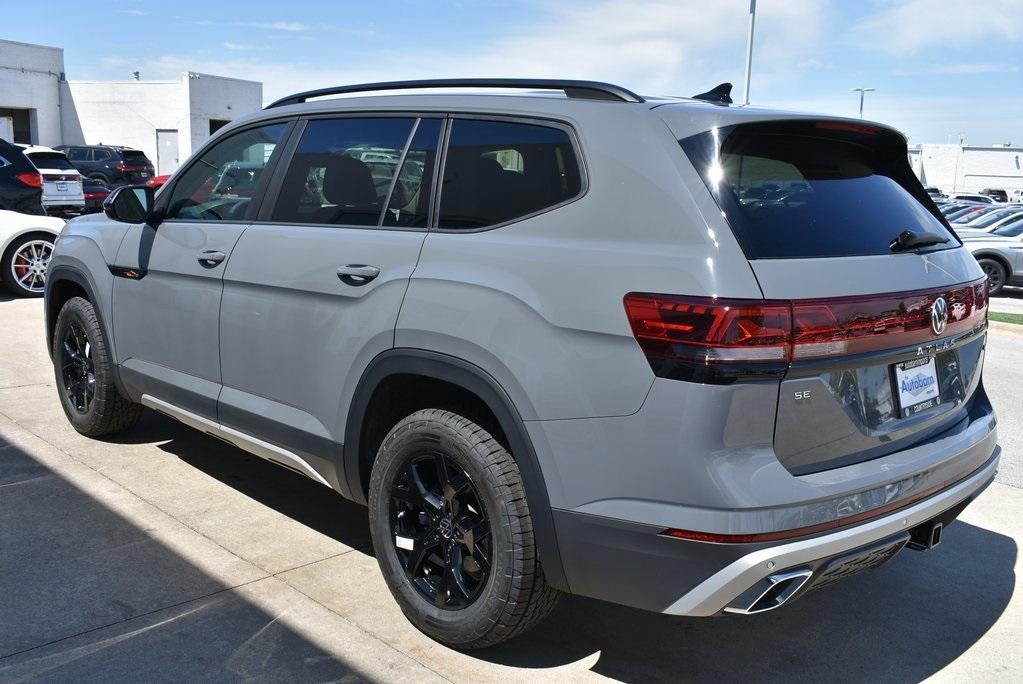 new 2024 Volkswagen Atlas car, priced at $45,227