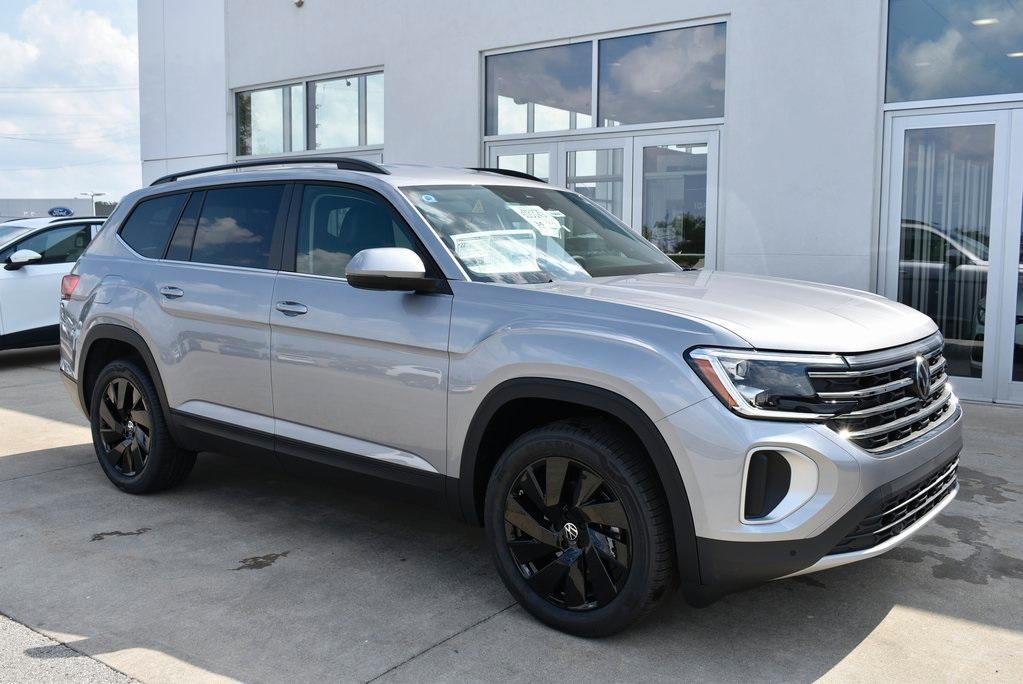 new 2024 Volkswagen Atlas car, priced at $39,310