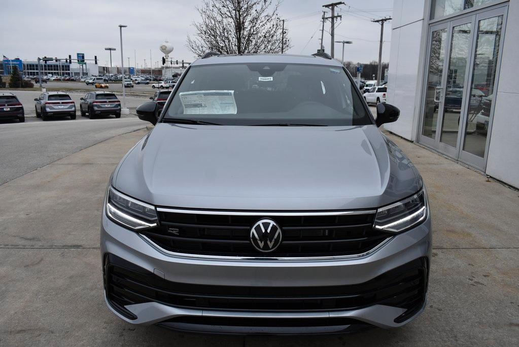 new 2024 Volkswagen Tiguan car, priced at $33,116