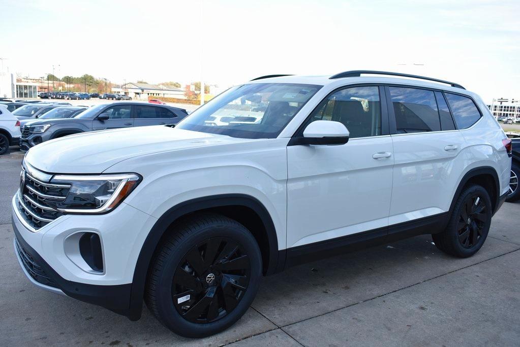 new 2025 Volkswagen Atlas car, priced at $44,778