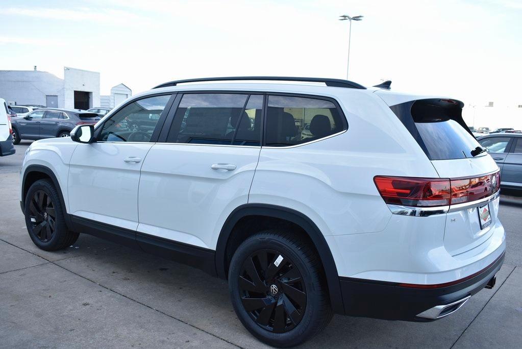 new 2025 Volkswagen Atlas car, priced at $44,778