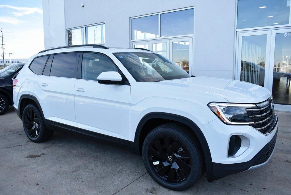 new 2025 Volkswagen Atlas car, priced at $44,778