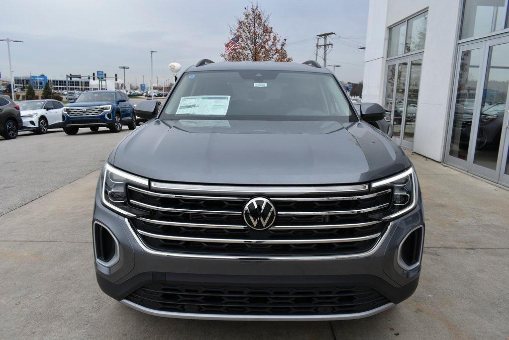 new 2025 Volkswagen Atlas car, priced at $38,711