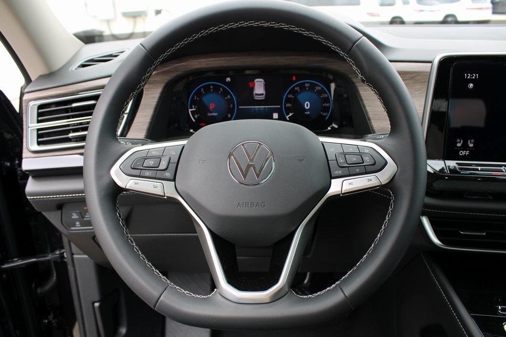 new 2025 Volkswagen Atlas car, priced at $49,277