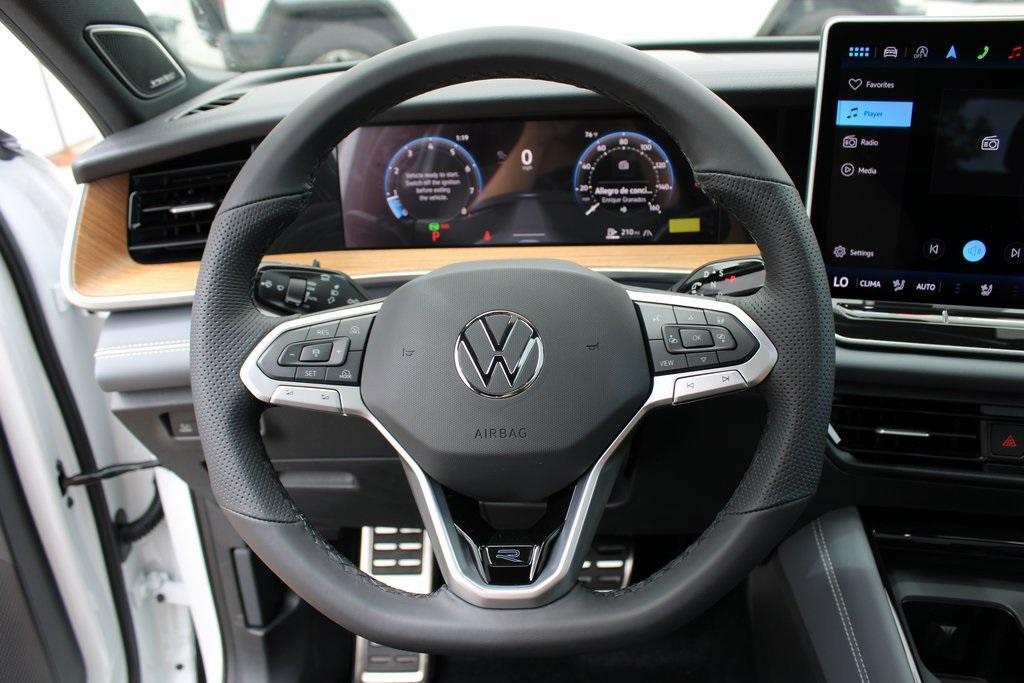 new 2025 Volkswagen Tiguan car, priced at $43,086