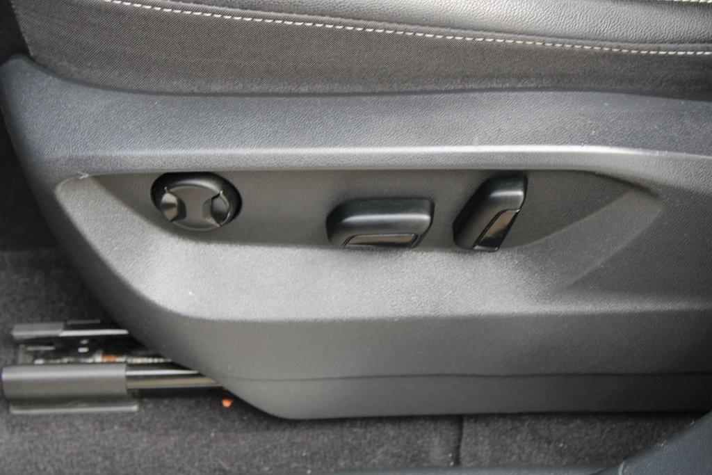 used 2022 Volkswagen Atlas car, priced at $26,666