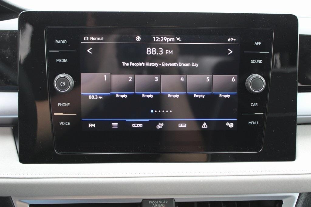 new 2025 Volkswagen Taos car, priced at $32,174