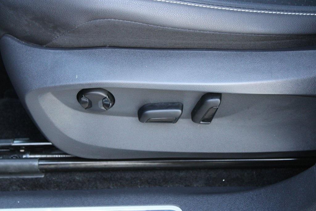 used 2023 Volkswagen Tiguan car, priced at $28,800