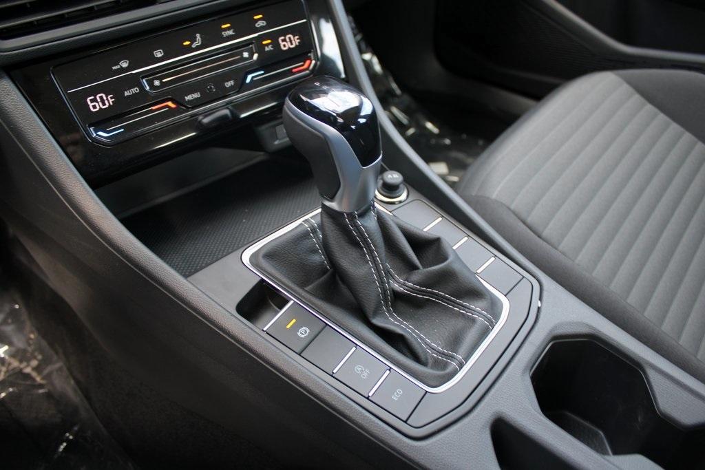 new 2025 Volkswagen Jetta car, priced at $23,123