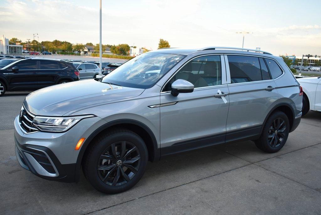 new 2024 Volkswagen Tiguan car, priced at $31,107