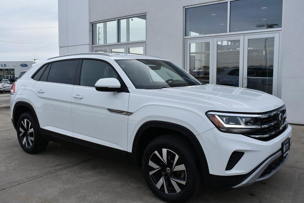 used 2020 Volkswagen Atlas Cross Sport car, priced at $24,955