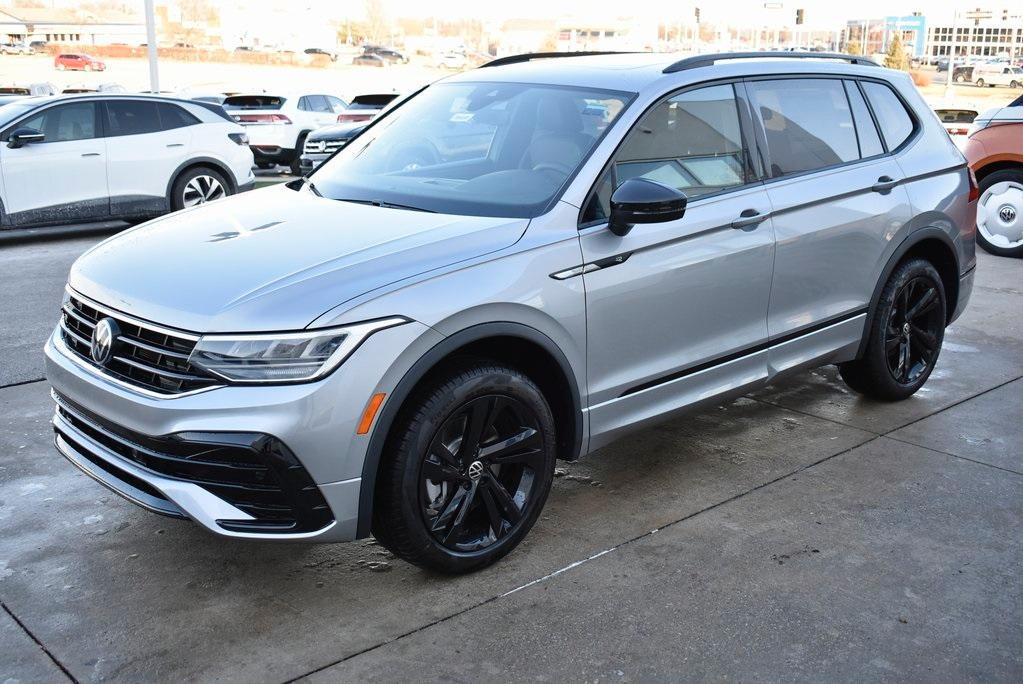 new 2024 Volkswagen Tiguan car, priced at $33,116