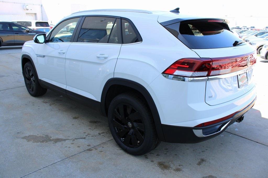 new 2025 Volkswagen Atlas Cross Sport car, priced at $43,916