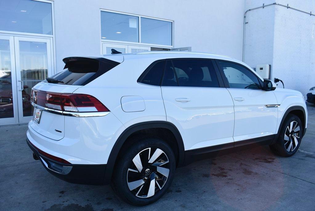 new 2025 Volkswagen Atlas Cross Sport car, priced at $44,796