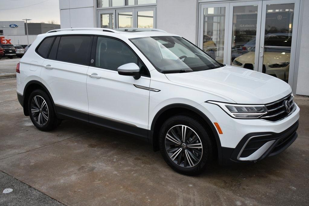 new 2024 Volkswagen Tiguan car, priced at $30,673