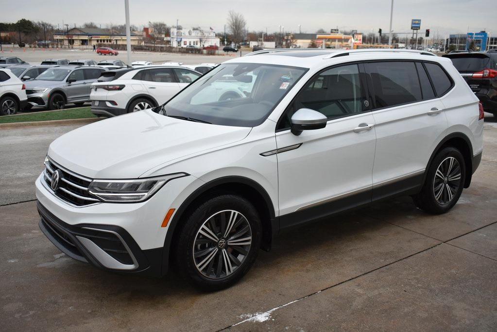 new 2024 Volkswagen Tiguan car, priced at $30,673