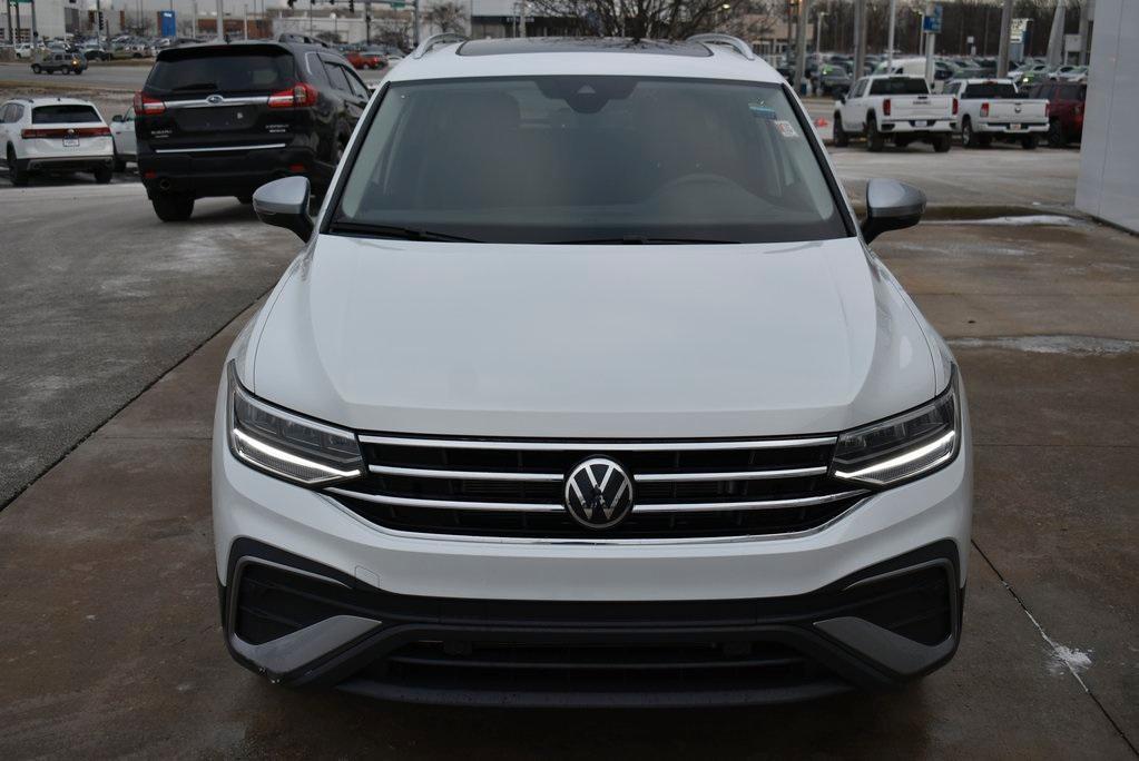 new 2024 Volkswagen Tiguan car, priced at $30,673