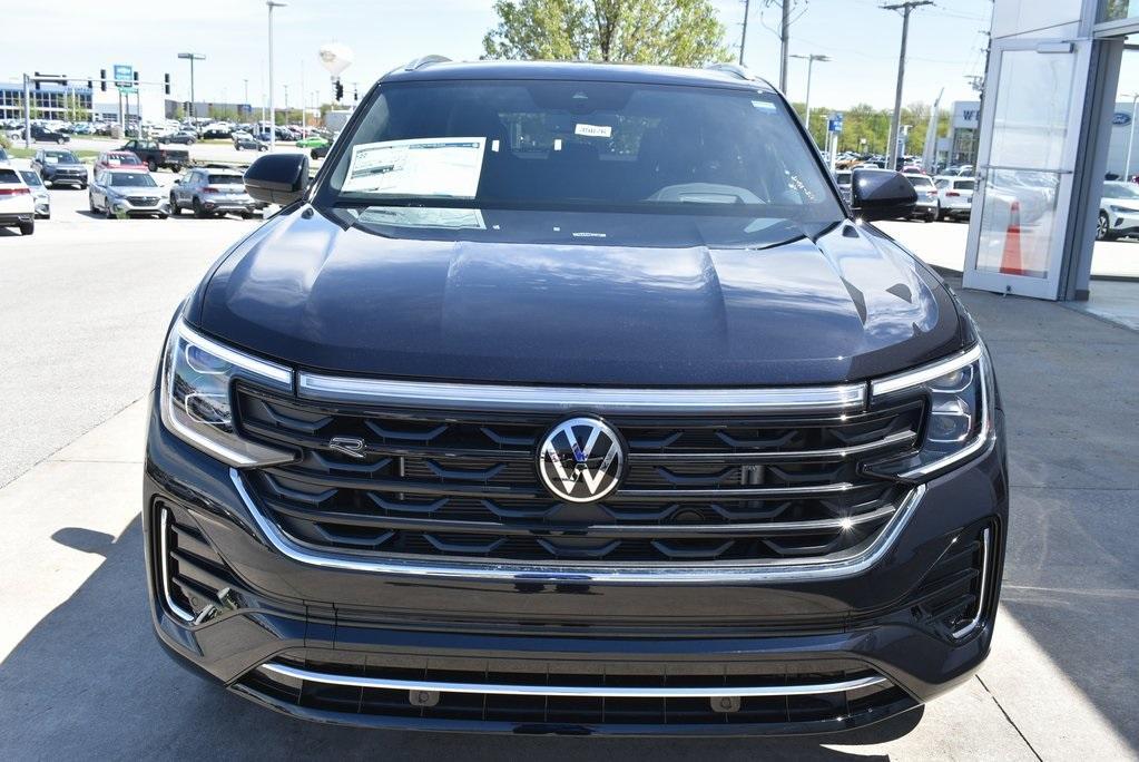 new 2024 Volkswagen Atlas Cross Sport car, priced at $47,215