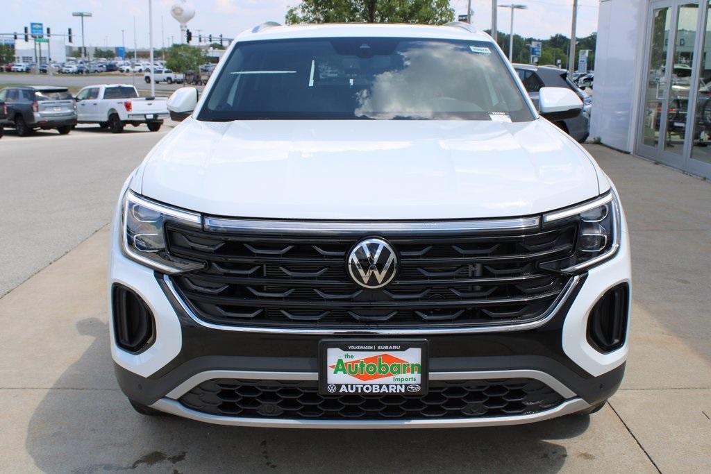 new 2025 Volkswagen Atlas Cross Sport car