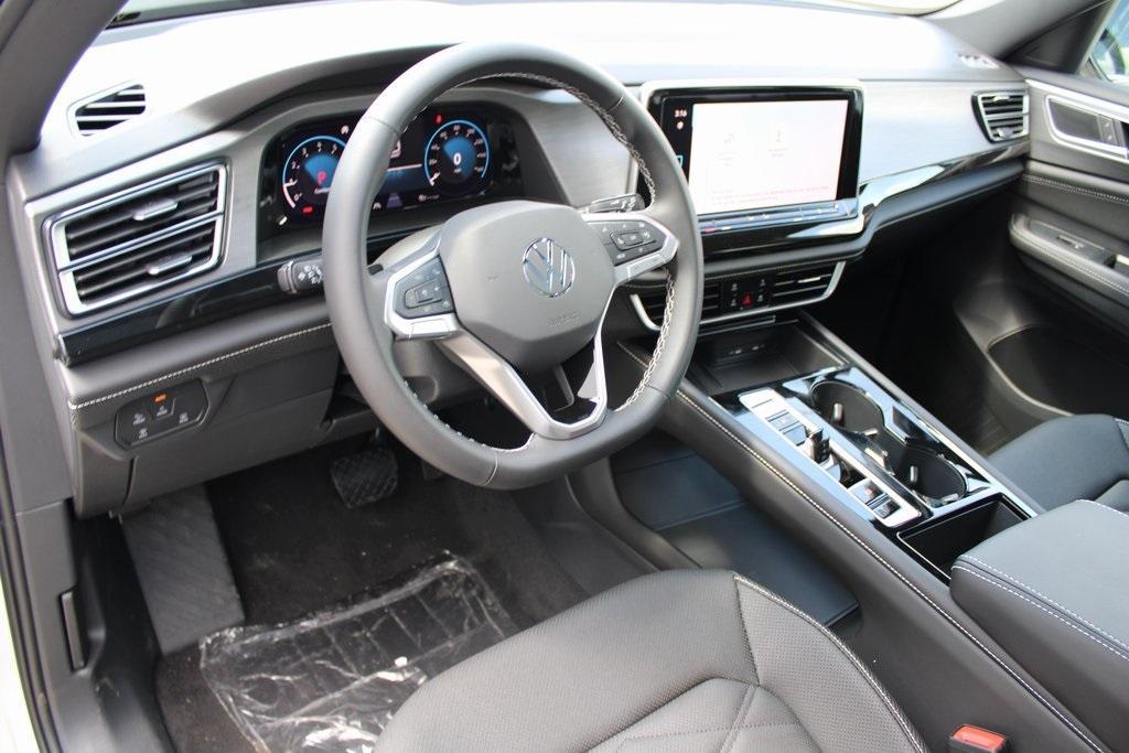 new 2025 Volkswagen Atlas Cross Sport car