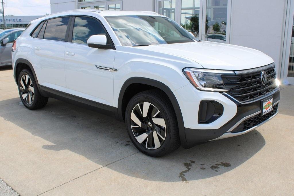 new 2025 Volkswagen Atlas Cross Sport car