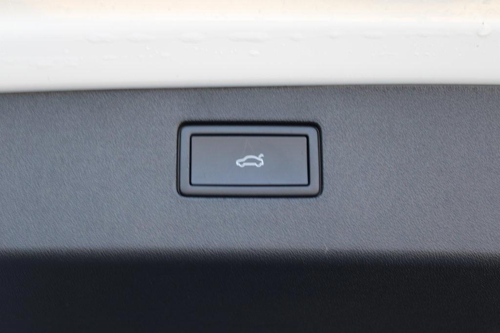 new 2026 Volkswagen Tiguan car, priced at $39,417